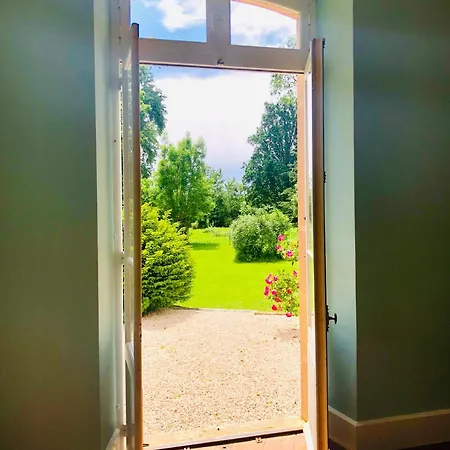 Chateau De La Coutere 4*