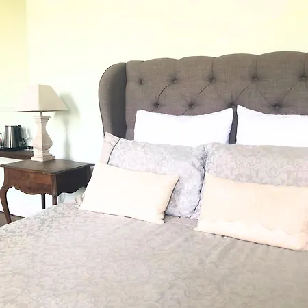 Bed & Breakfast Chateau De La Coutere